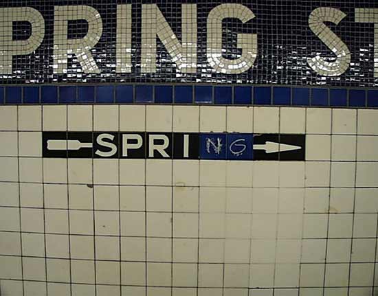 Spring Street Subway, 6 line